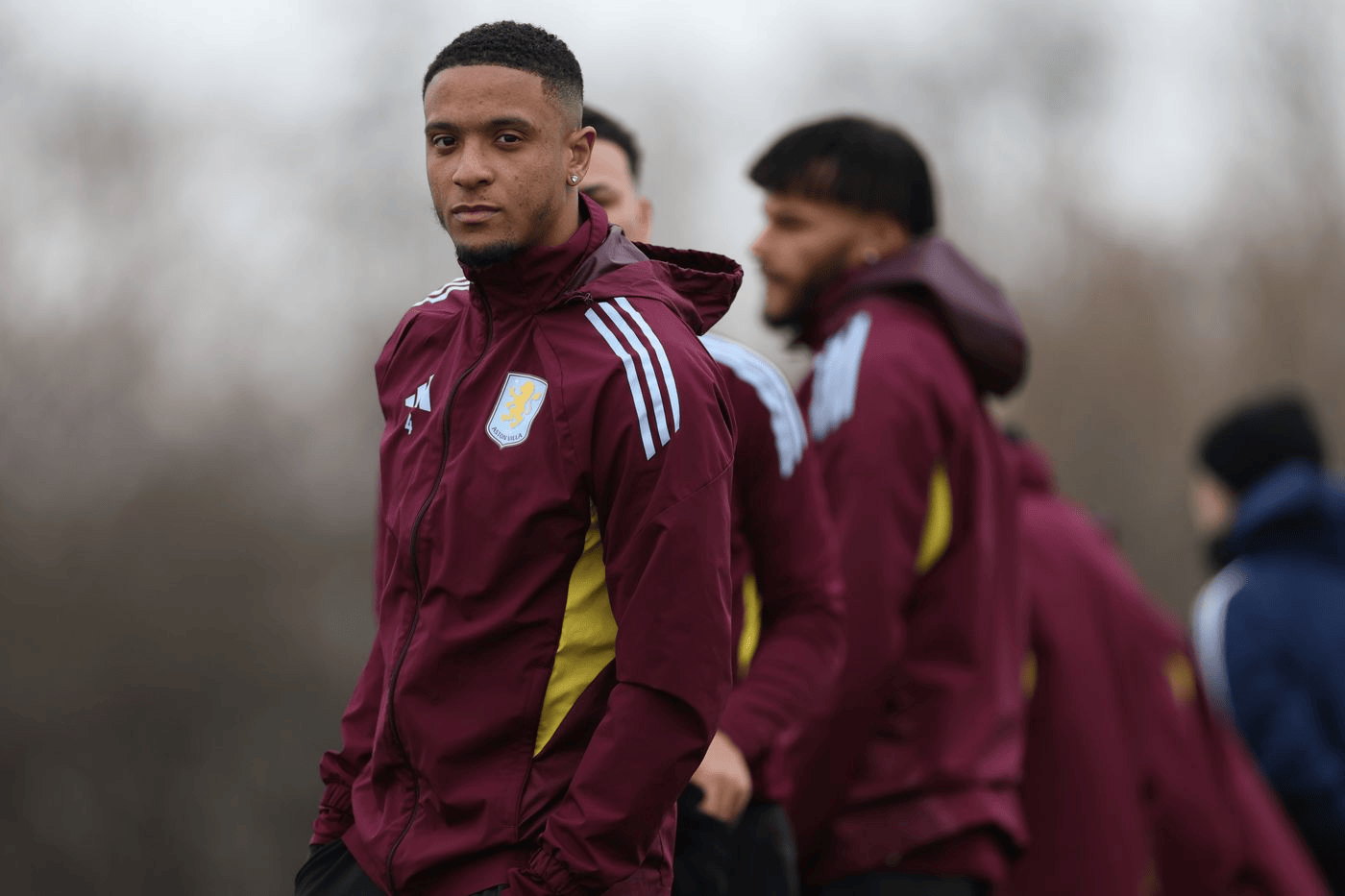 ng28官网-包含赛前阿斯顿维拉调整名单以备欧冠法兰克福内部沟通备战足总杯，窗口期上海申花防线松动瞬间刷屏的词条