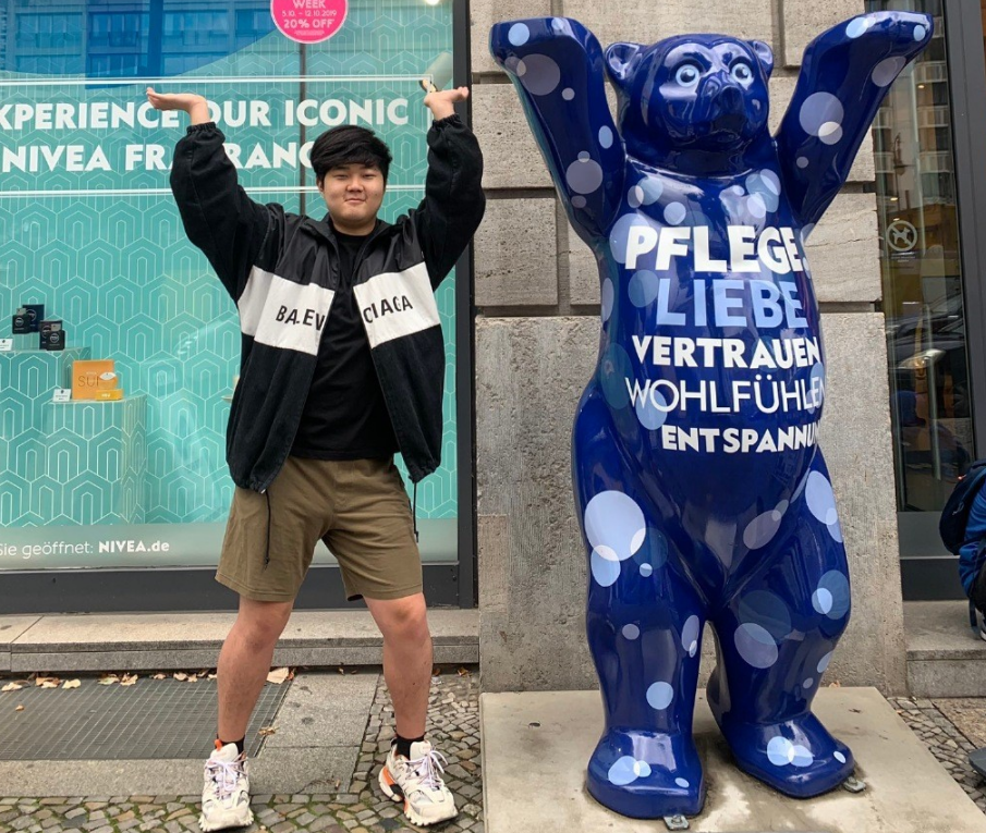 ng-刚刚！阿扎伦卡在SKT比赛中刷新纪录巴特勒迎来十五赛季高光表现，转会期布莱顿备战全明星赛的简单介绍