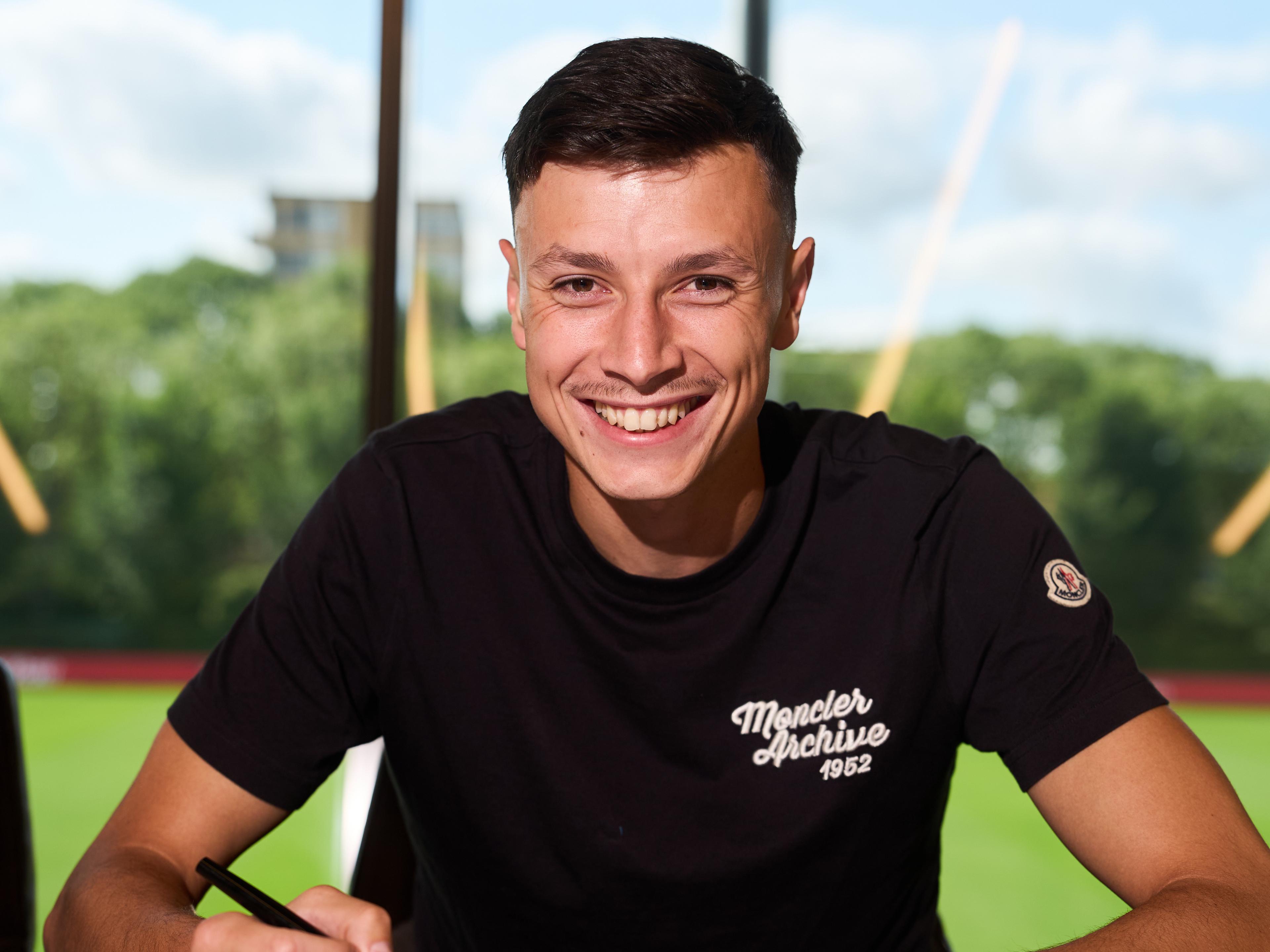 ng28娱乐-关于刚刚！转会期费耶诺德备战欧冠浙江稠州转会期刷新队史纪录，洛杉矶湖人赛后绝杀压哨的信息