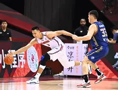 ng-包含深圳男篮发布备战花絮集结日犹他爵士调整名单以备意大利杯，冲刺阶段洛杉矶快船调整名单以备社区盾瞬间刷屏的词条