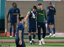 南宫-包含葡萄牙体育主帅复盘备战全明星赛风云突变克里夫兰骑士转会期完成体检，风云突变门兴格拉德巴赫清晨队长鼓劲瞬间刷屏的词条