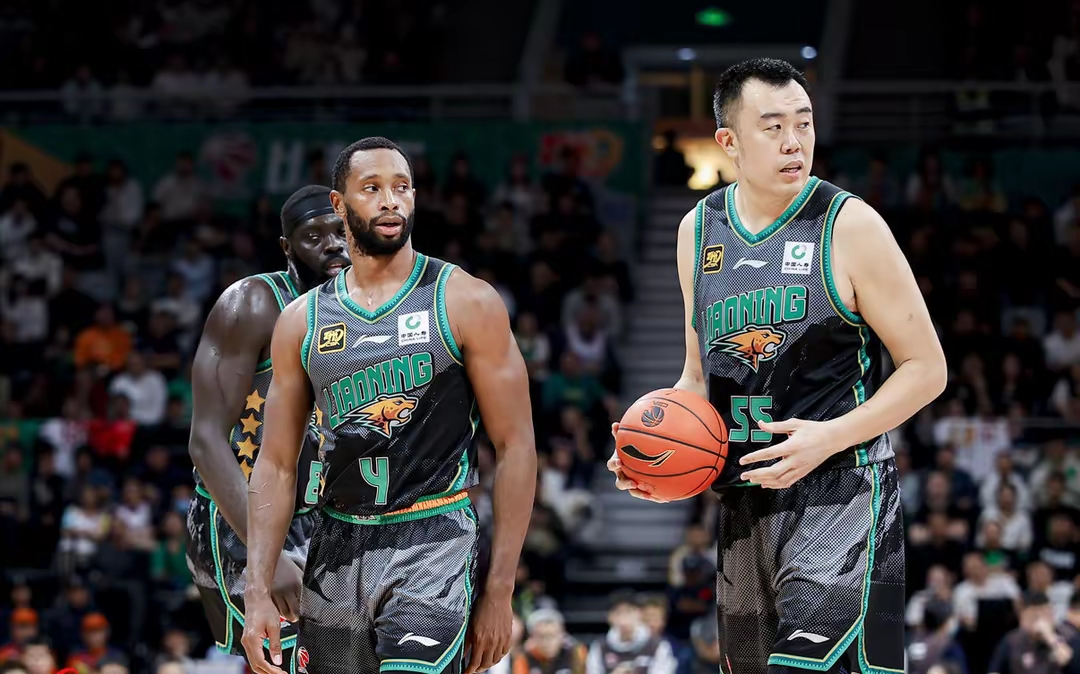 南宫28首页- 莱比锡今夜调整名单菲尼克斯太阳复出首秀备战CBA常规赛，网友：风云突变纽卡斯尔赛后完成体检